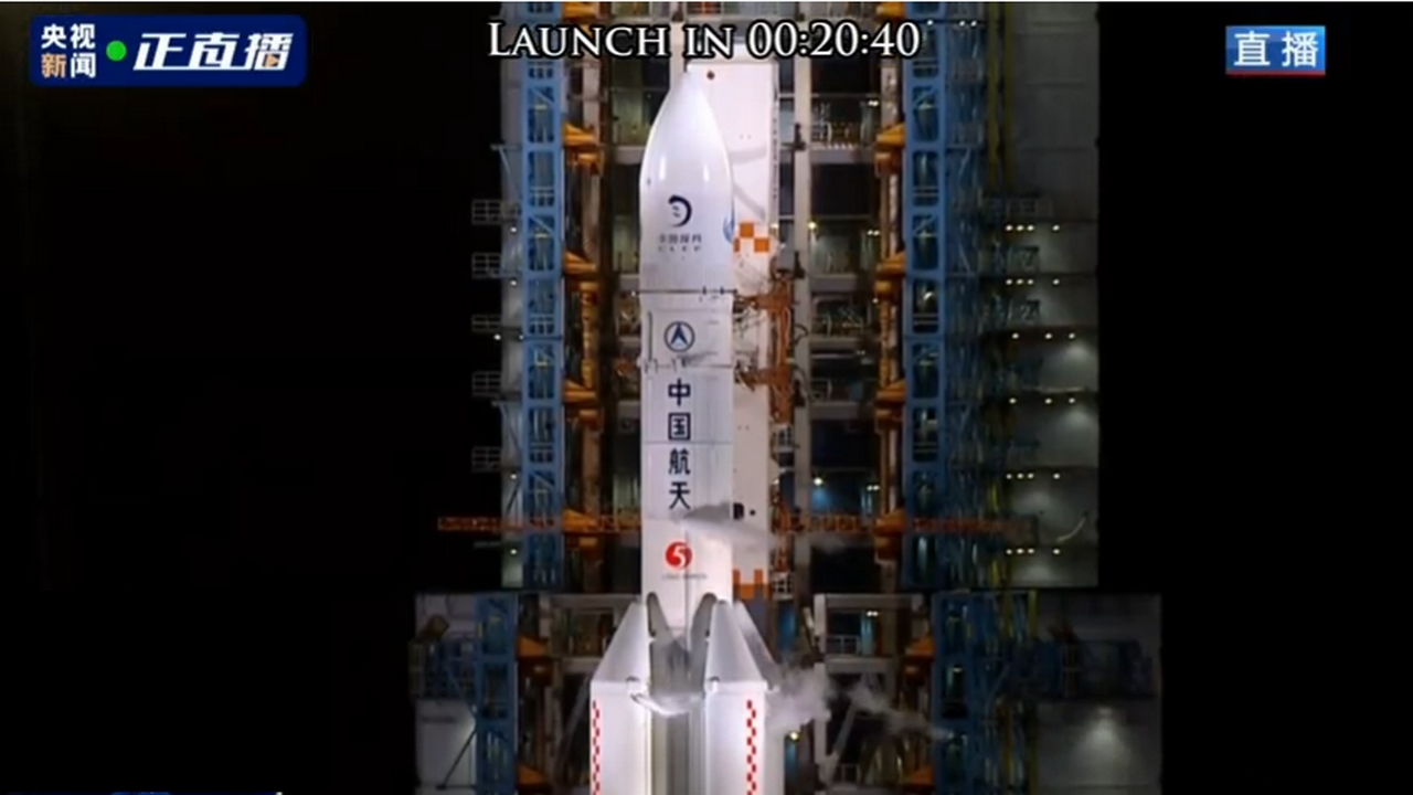 china-launches-the-chang'e-5-moon-mission-with-champions-returning-to-earth