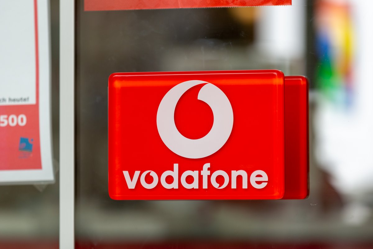 fiber-optic-direct-connections:-vodafone-changes-strategy