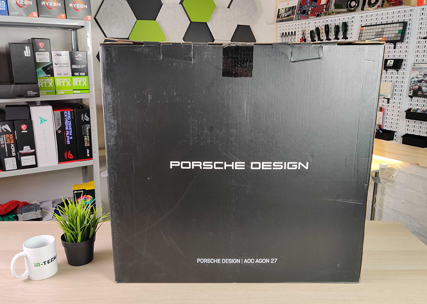 video:-introducing-porsche-design-|-aoc-agon-27-game-screen