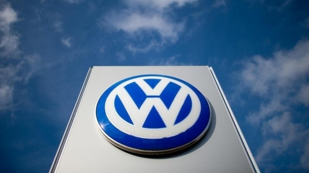 volkswagen-recalls-38,000-new-cars-because-of-a-poorly-welded-brake-pedal