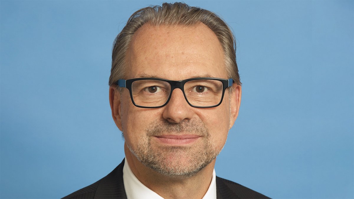 esa:-josef-aschbacher-succeeds-jan-worner-as-chief-executive