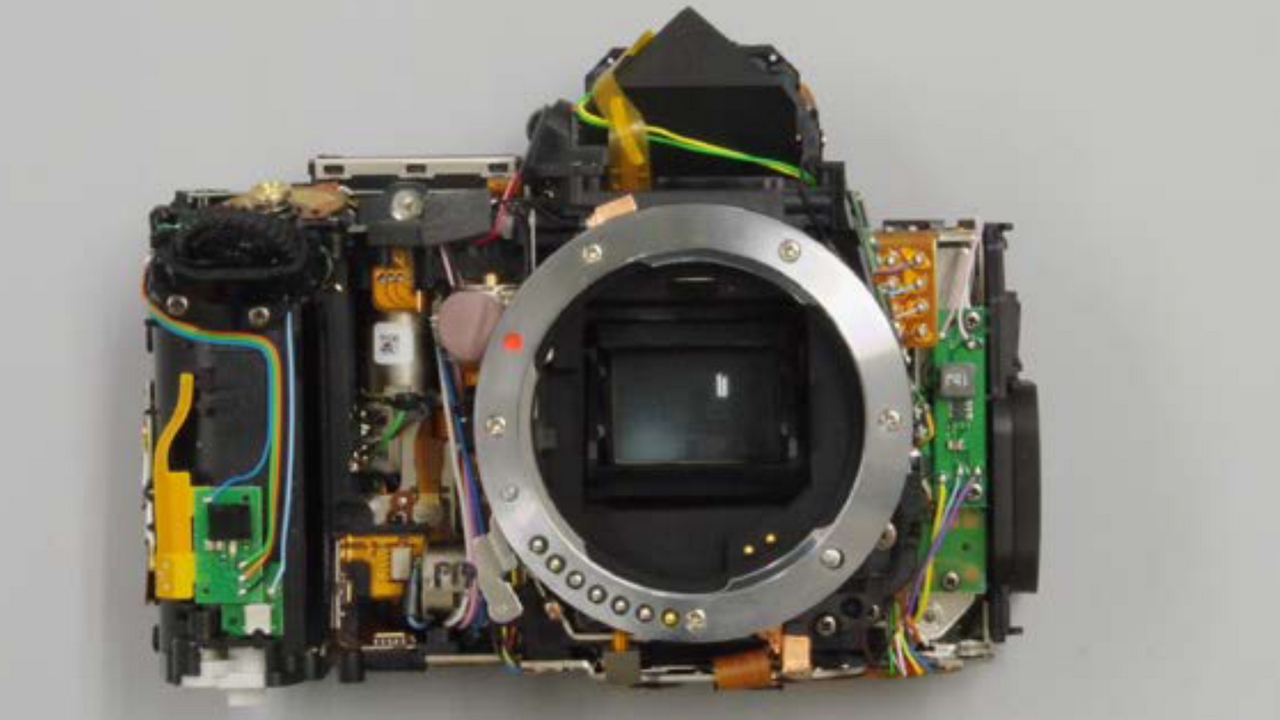 the-internal-structure-of-the-pentax-k-3-iii-aps-c-dslr-shown