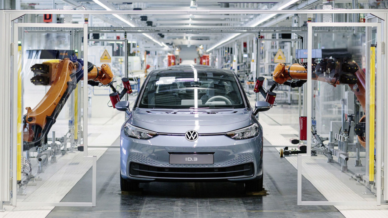 volkswagen:-stop-the-production-of-the-electric-golf-to-make-room-for-the-id.3