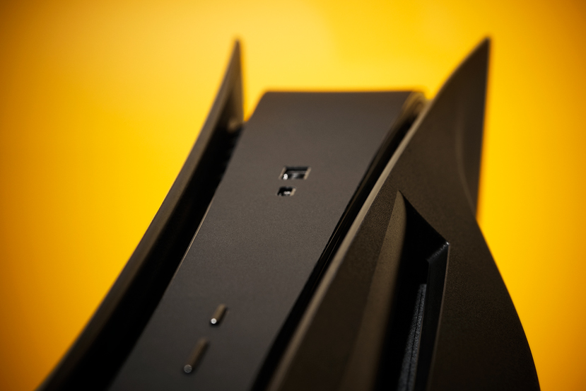 dbrand-announces-custom-side-covers-for-playstation-5s