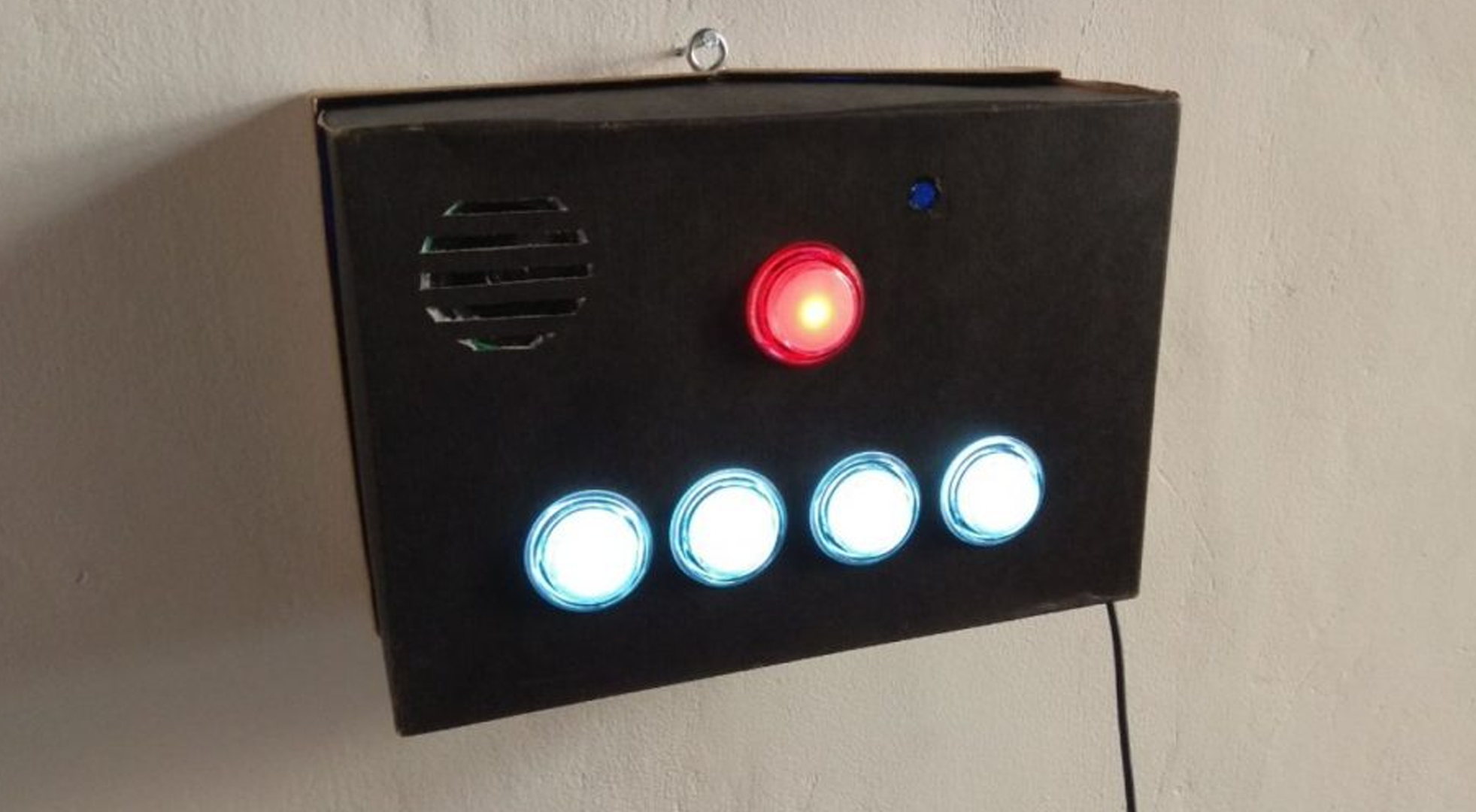 raspberry-pi-intercom:-keep-in-touch-at-the-push-of-a-button