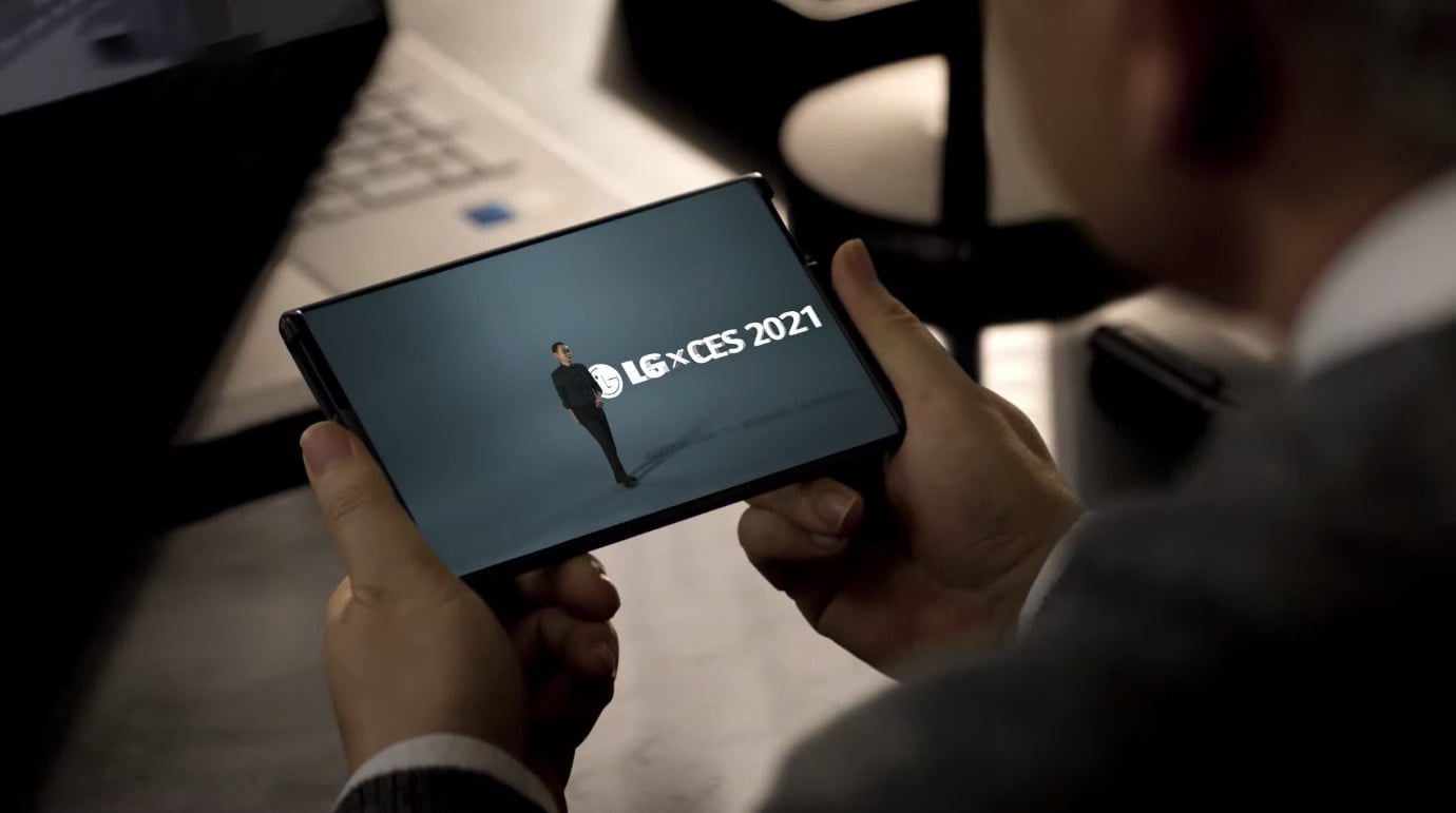 ces-2021:-groundbreaking-lg-rollable-phone-turns-into-a-tablet