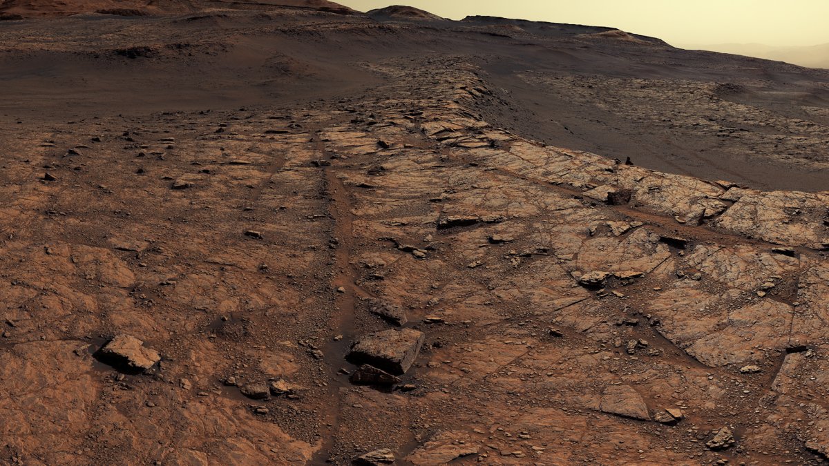 nasa-rover-curiosity:-on-the-red-planet-for-3000-(mars)-days