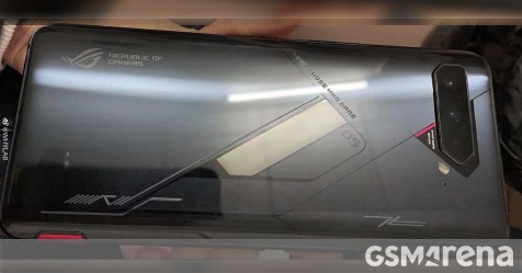 next-gen-rog-phone-appears-in-live-image,-3c-certification