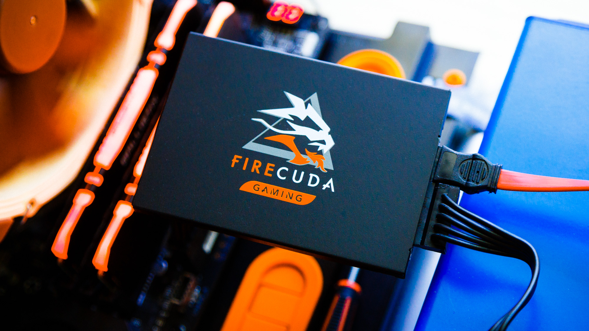 seagate-firecuda-120-sata-ssd-review:-fast,-expensive,-and-enduring