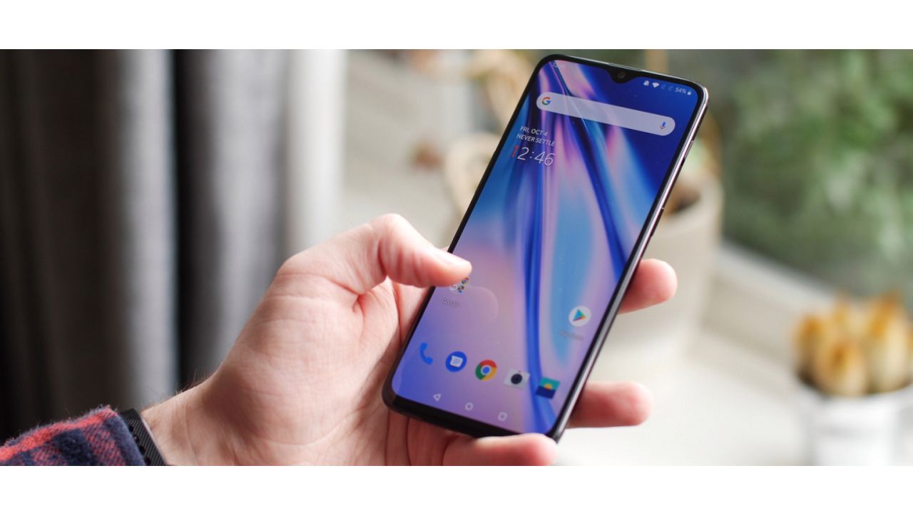 oneplus-7t:-here-are-the-5-reasons-to-buy-it-today-for-only-320-euros!