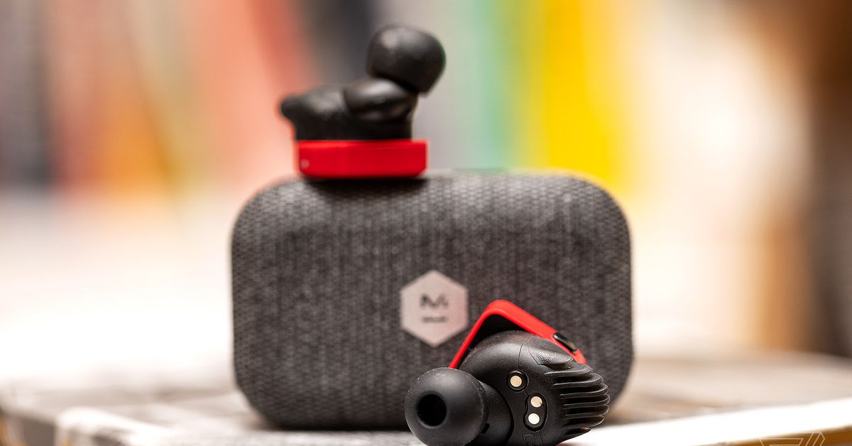 these-great-sounding-master-&-dynamic-earbuds-are-$80-off-at-best-buy