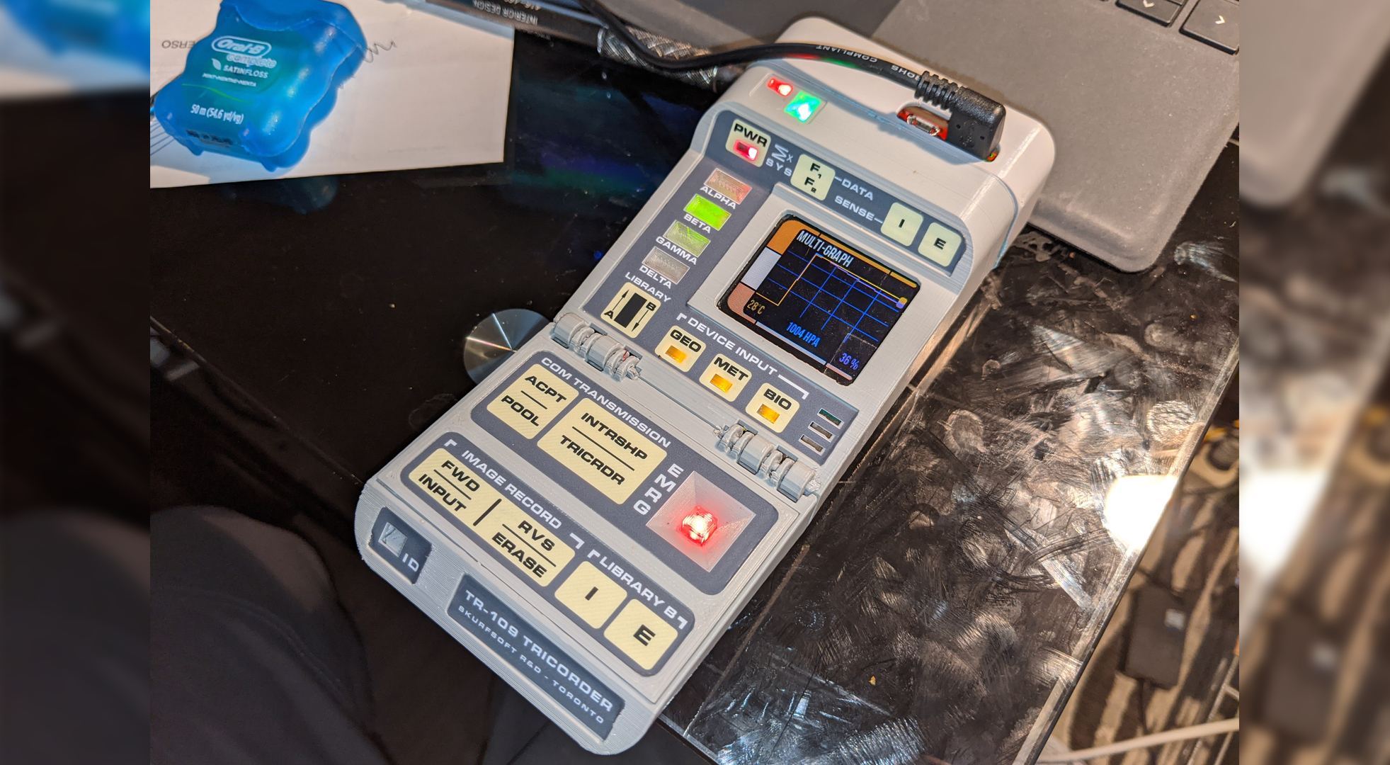 raspberry-pi-tricorder-works-and-looks-just-like-a-star-trek-prop