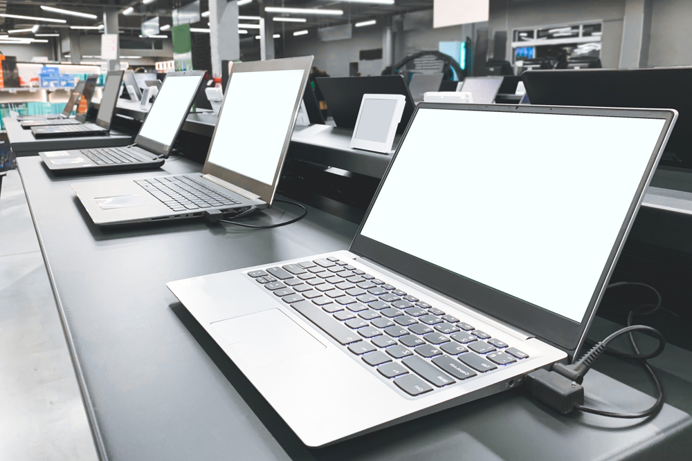 laptop-shortage-will-continue-into-2021,-report-claims