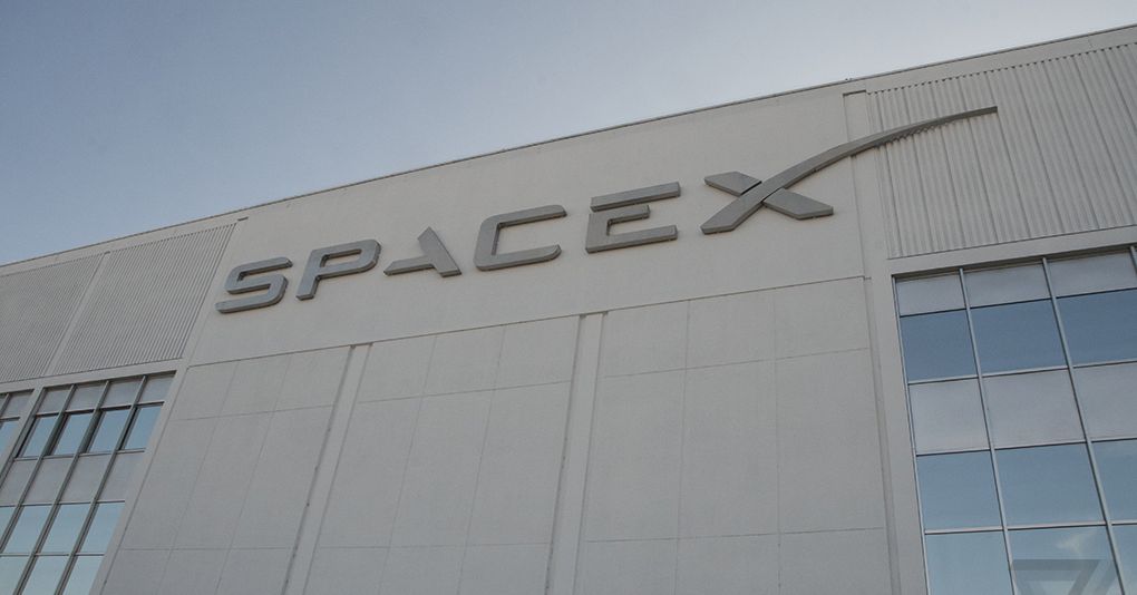 spacex-reportedly-raised-the-best-part-of-a-billion-dollars-to-fund-future-missions