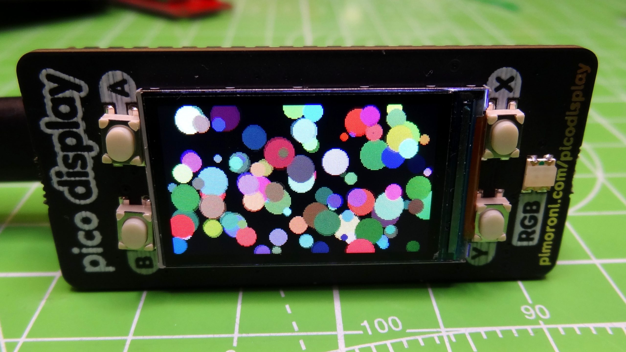 pimoroni-pico-display-review:-an-ips-screen-for-your-raspberry-pi-pico