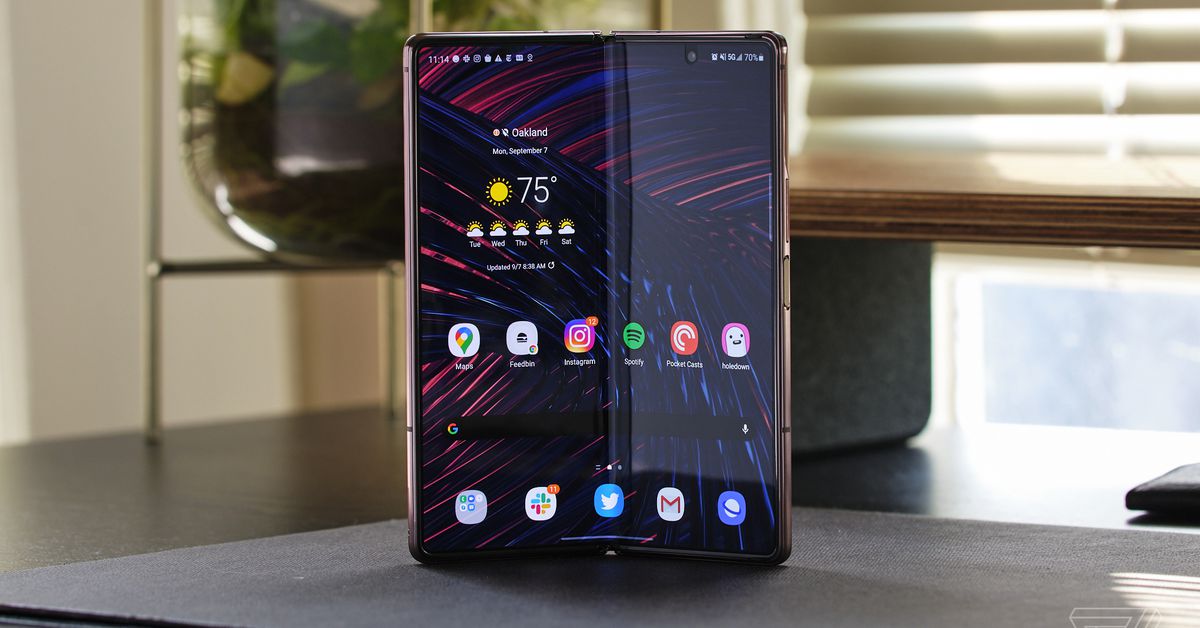 samsung-now-lets-you-return-a-new-galaxy-z-fold-2-or-z-flip-foldable-after-100-days