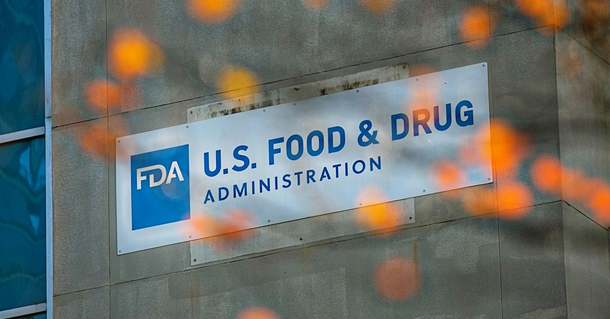 johnson-&-johnson-covid-19-vaccine-backed-by-independent-fda-committee