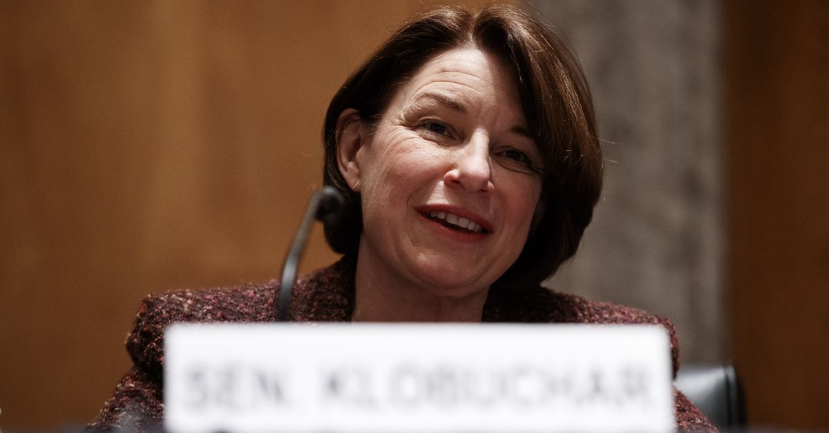 klobuchar-calls-on-congress-to-get-serious-on-tech-reform