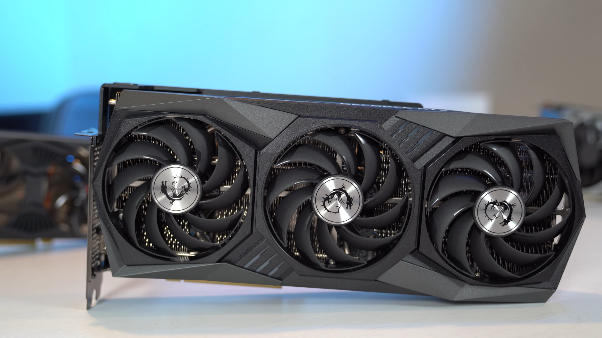 this-rtx-3060-uses-a-massive-3080-cooler,-with-impressive-results