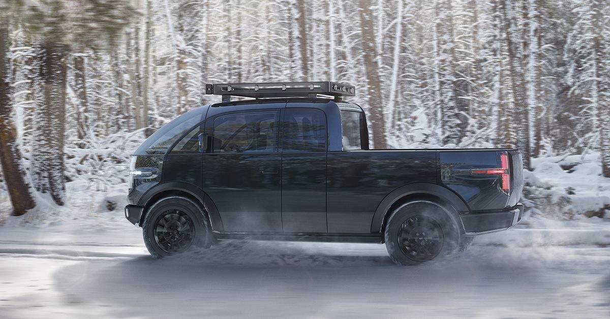 canoo-reveals-a-bubbly-electric-pickup-truck