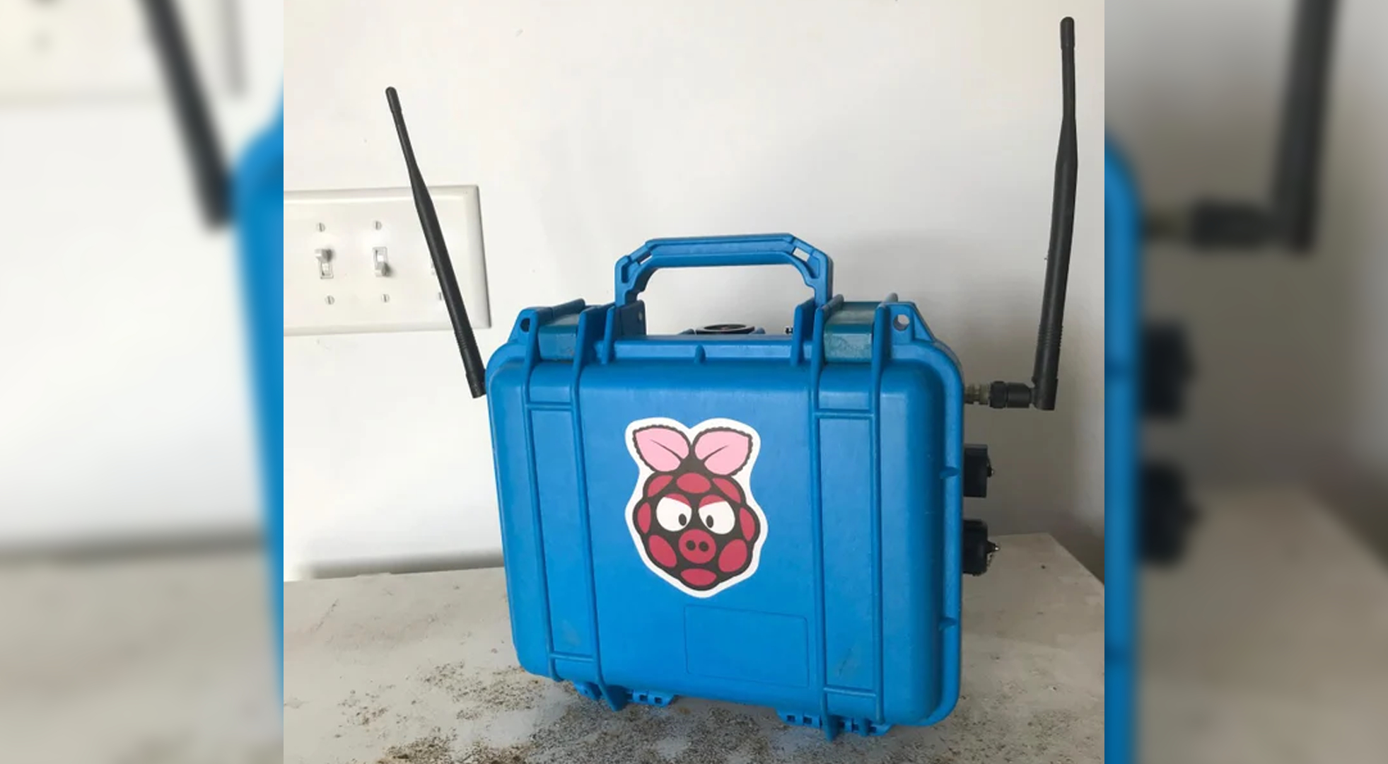 raspberry-pi-ham:-a-waterproof-sdr-for-enthusiasts-and-noobs