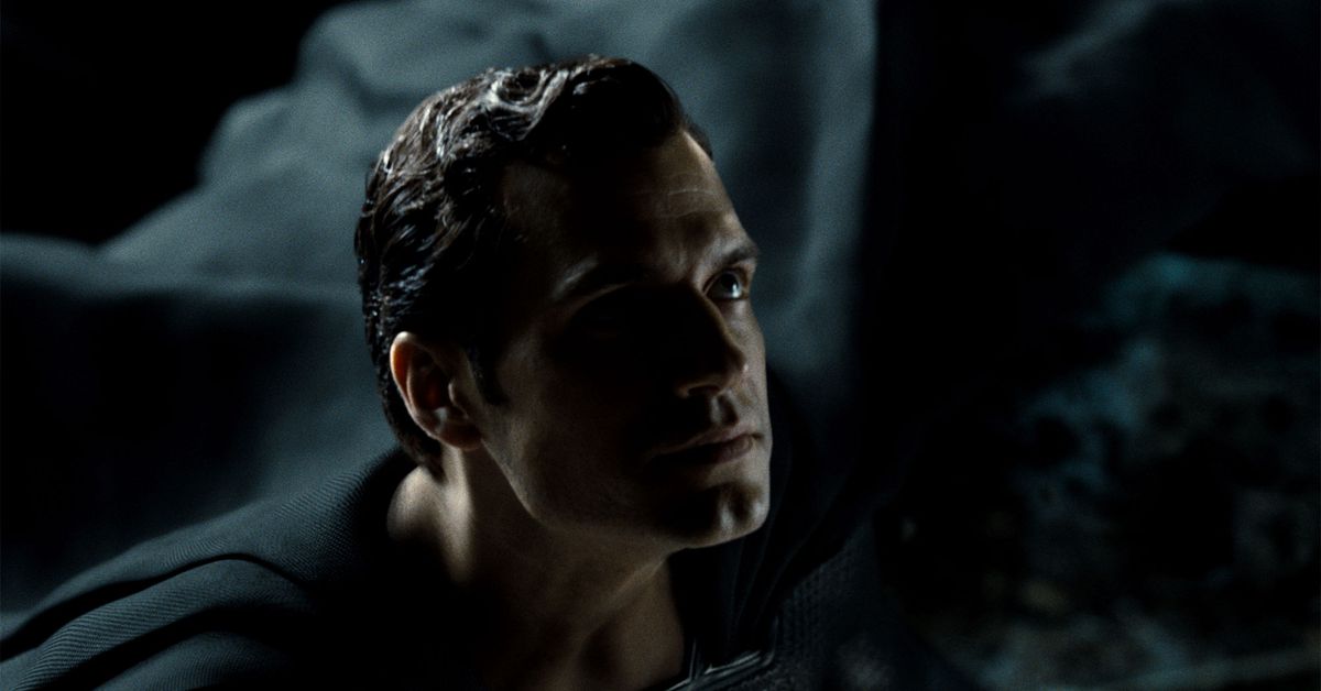 zack-snyder’s-justice-league-remains-overshadowed-by-its-social-media-campaign