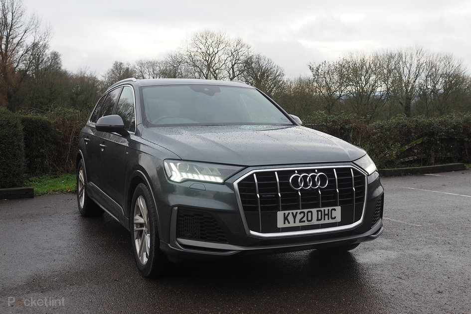 audi-q7-tfsi-e-(phev)-review:-the-plug-in-suv-to-beat-all-others?