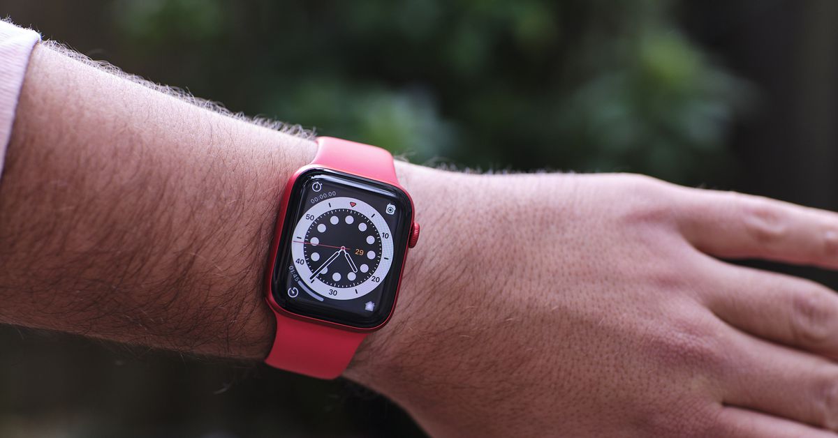 apple-reportedly-mulls-rugged-smartwatch-coming-as-soon-as-this-year