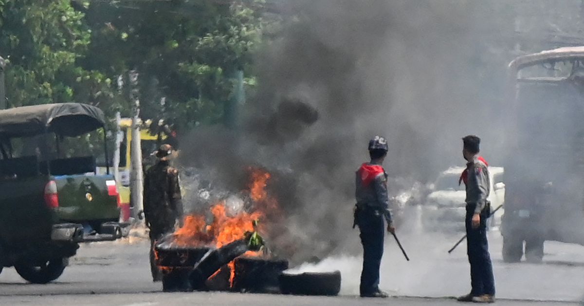 myanmar’s-government-shuts-down-internet-indefinitely-in-response-to-protests