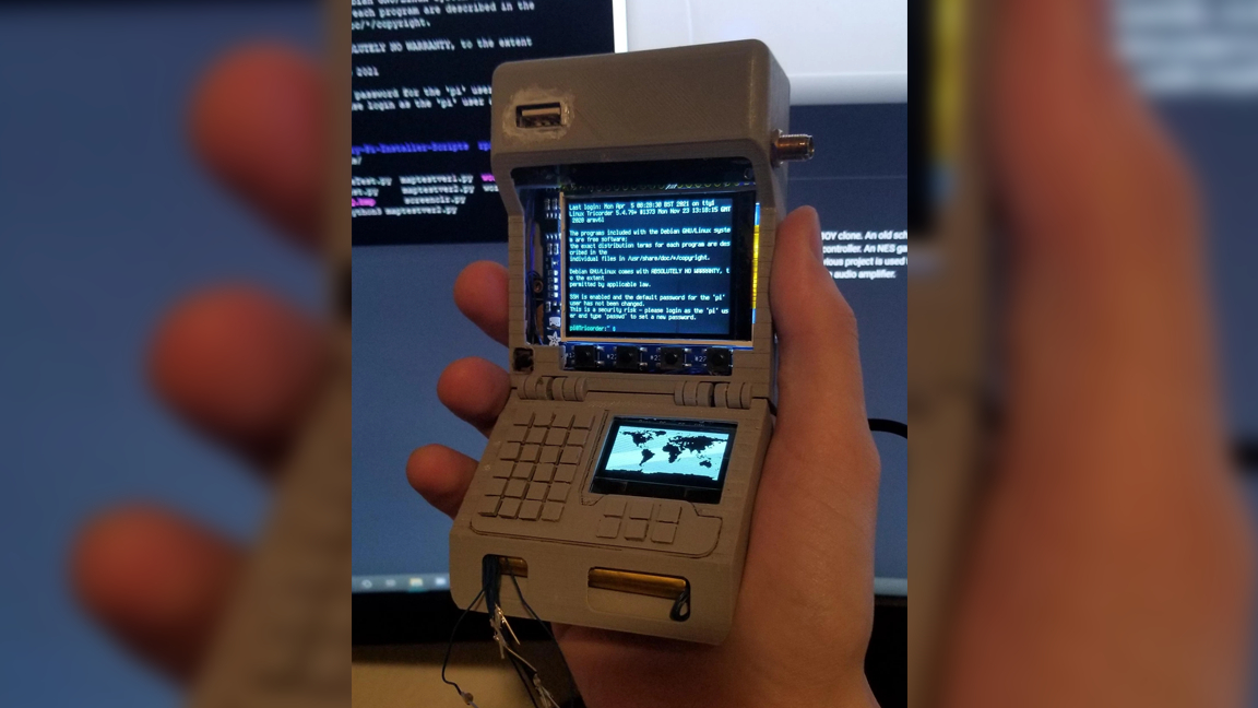 this-raspberry-pi-tricorder-is-straight-out-of-the-alpha-quadrant