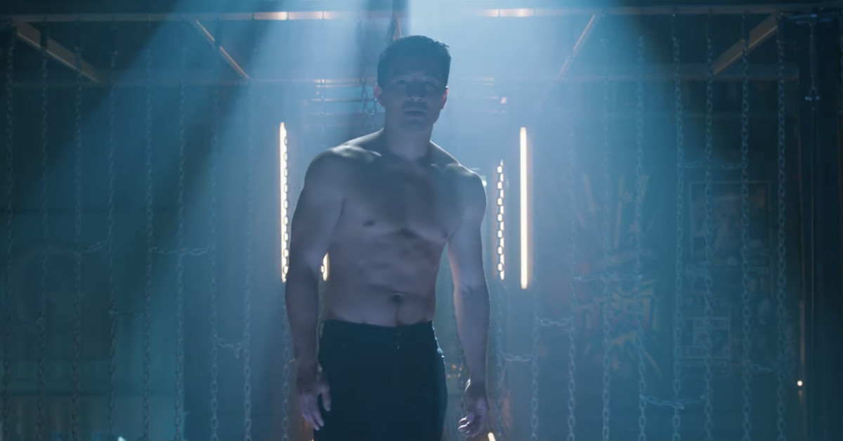 the-first-trailer-for-shang-chi-and-the-legend-of-the-ten-rings-debuts-marvel’s-latest-martial-arts-hero