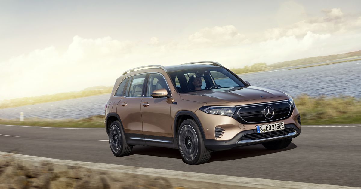 mercedes-benz’s-eqb-will-be-its-first-mass-market-electric-suv-in-the-us