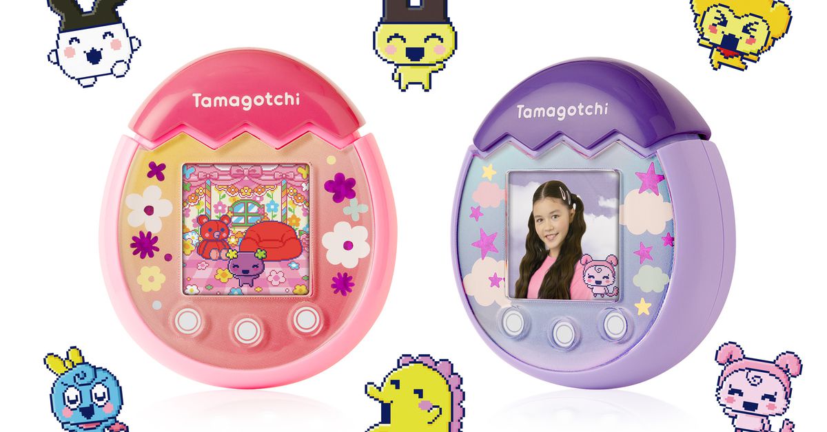 the-tamagotchi-pix-has-a-built-in-camera-for-taking-pictures-with-your-pet