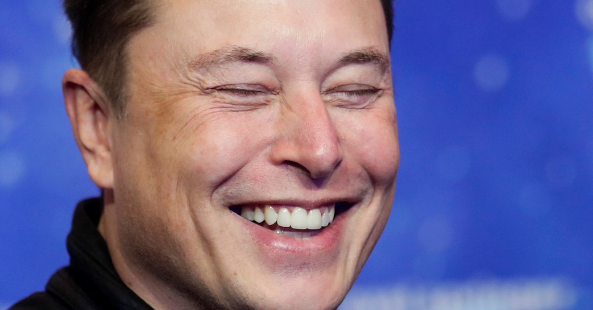 elon-musk-is-hosting-saturday-night-live-and-no-this-is-not-a-joke