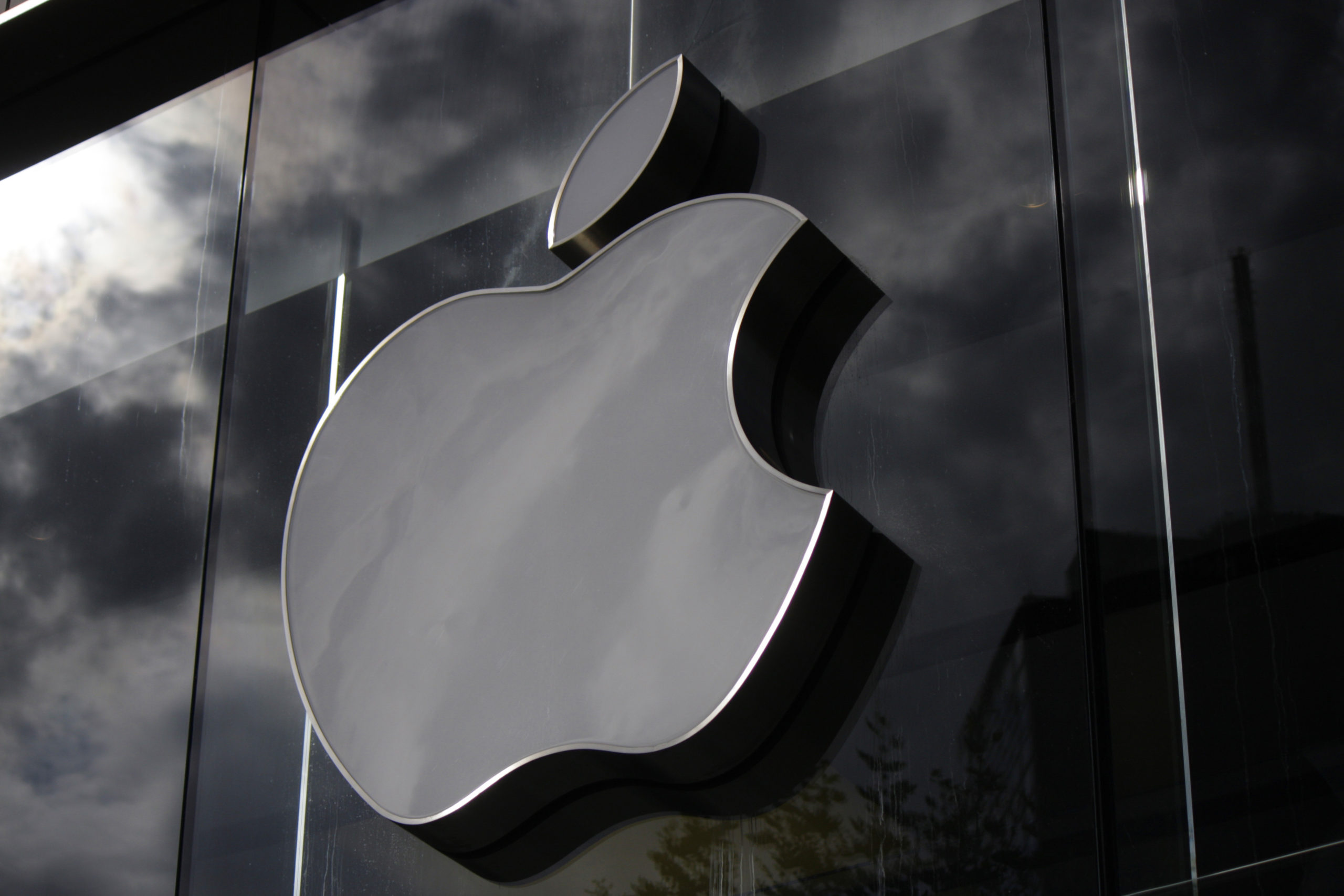 revil-ransomware-group-reportedly-drops-apple-threat