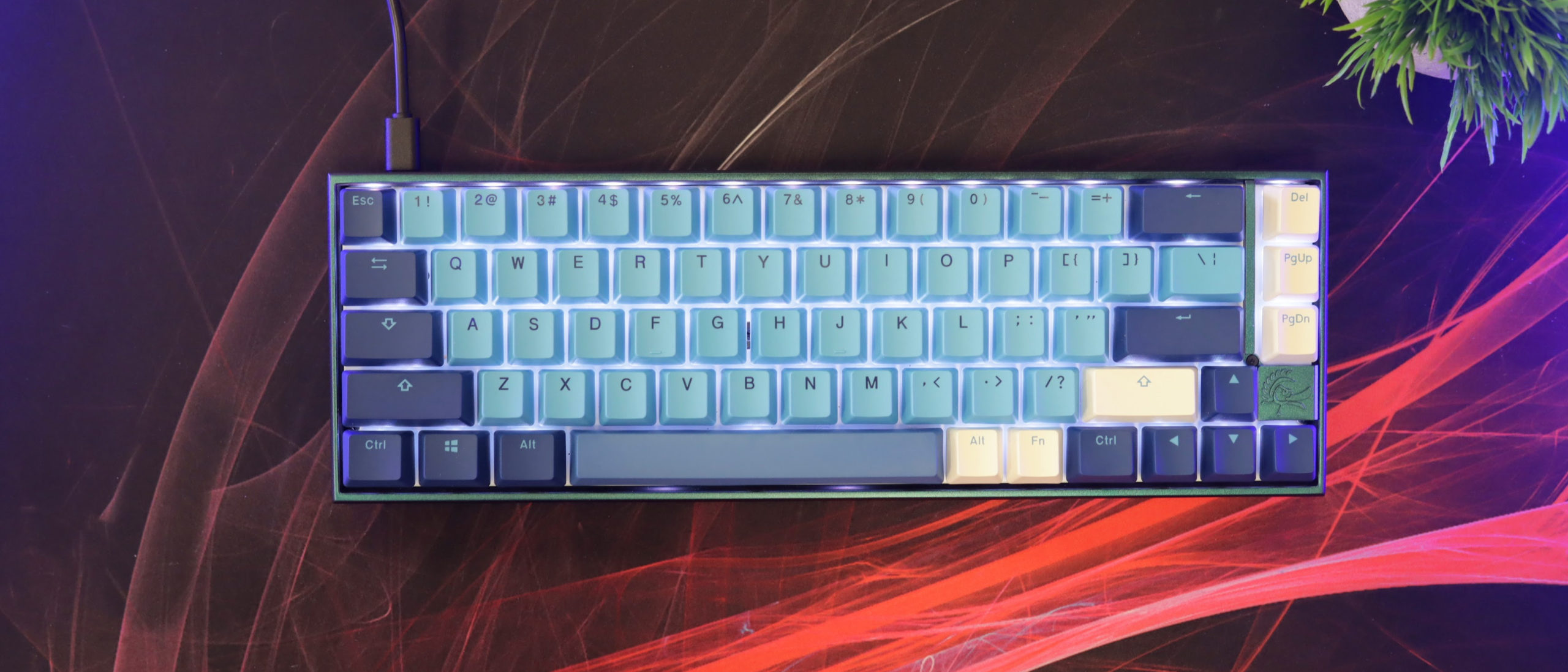 ducky-mecha-sf-radiant-keyboard-review:-custom-and-mainstream-collide