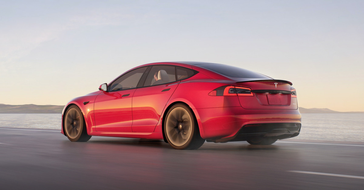 tesla-stops-taking-bitcoin-for-vehicle-purchases,-citing-environmental-harm