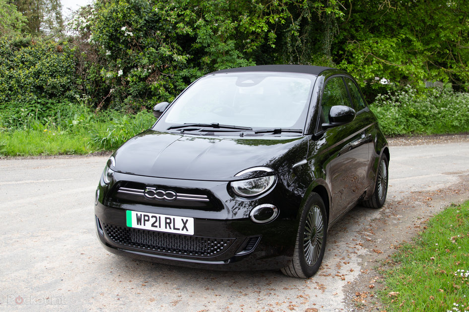 fiat-500e-review:-do-electric-cars-get-any-cuter-than-this?