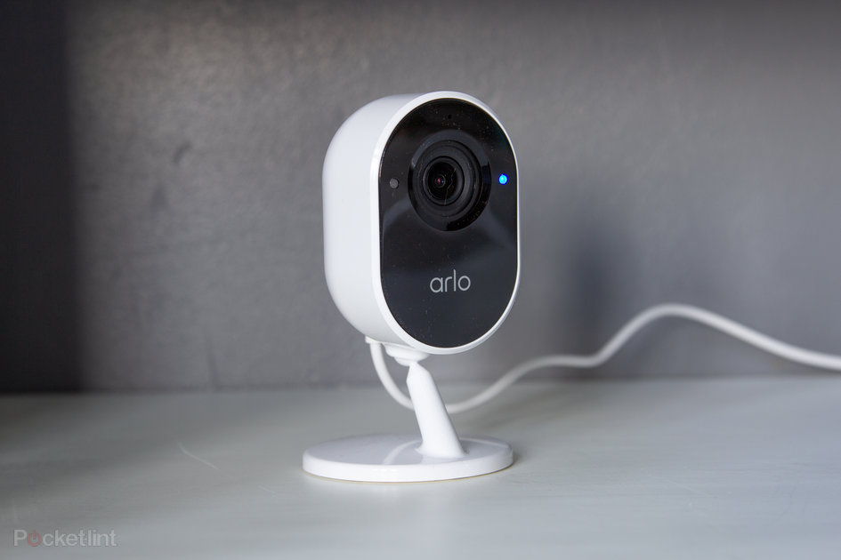 arlo-essential-indoor-camera-review:-keeping-an-eye-on-indoors
