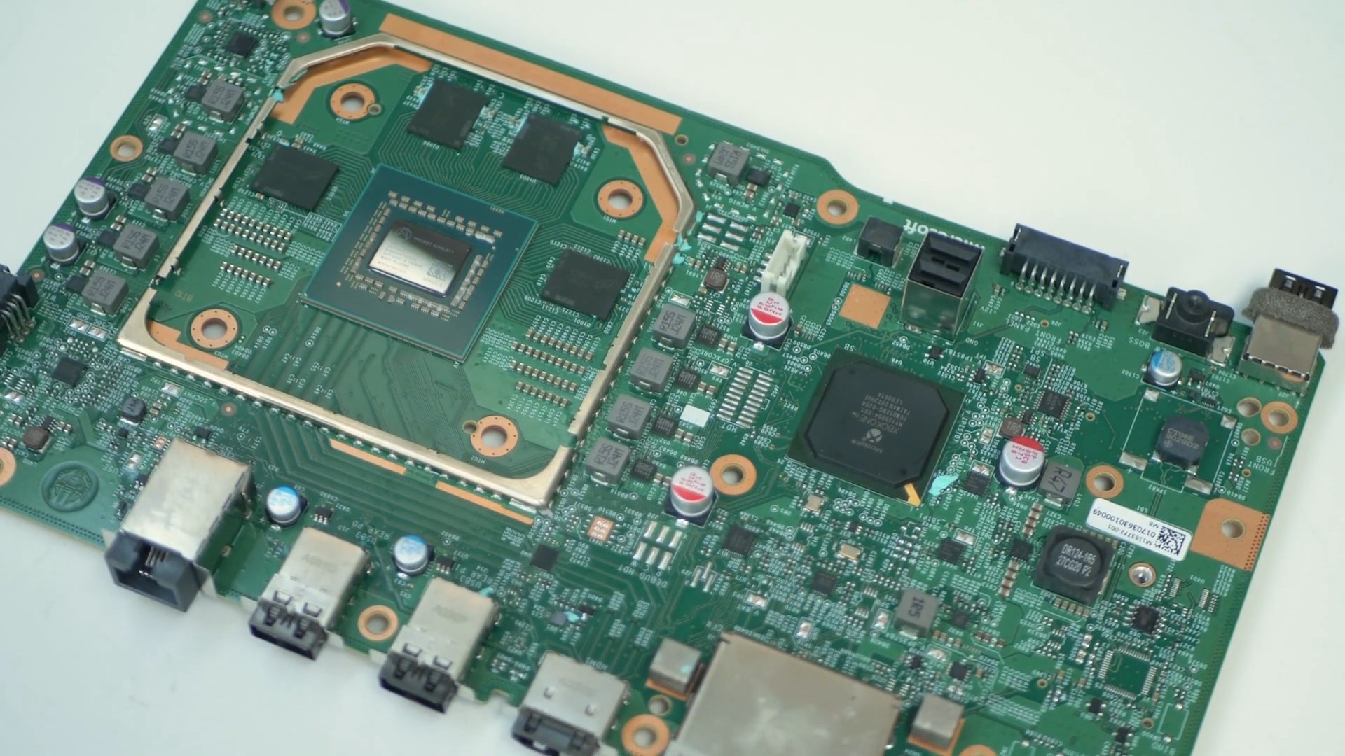 xbox-series-s-teardown-reveals-a-well-designed-interior