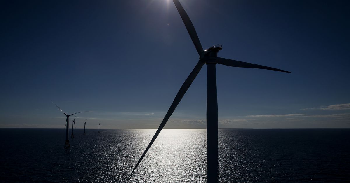 biden-administration-gives-offshore-wind-farms-a-big-boost