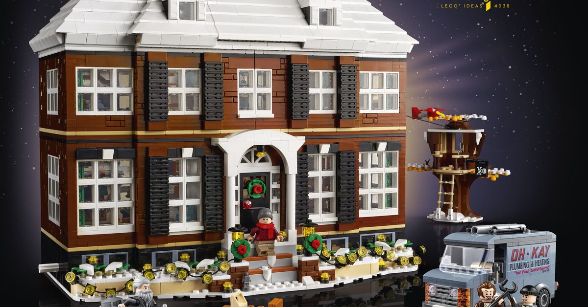 home-alone-is-now-a-$250-lego-set,-and-it-might-be-the-most-impressive-fan-inspired-model-yet