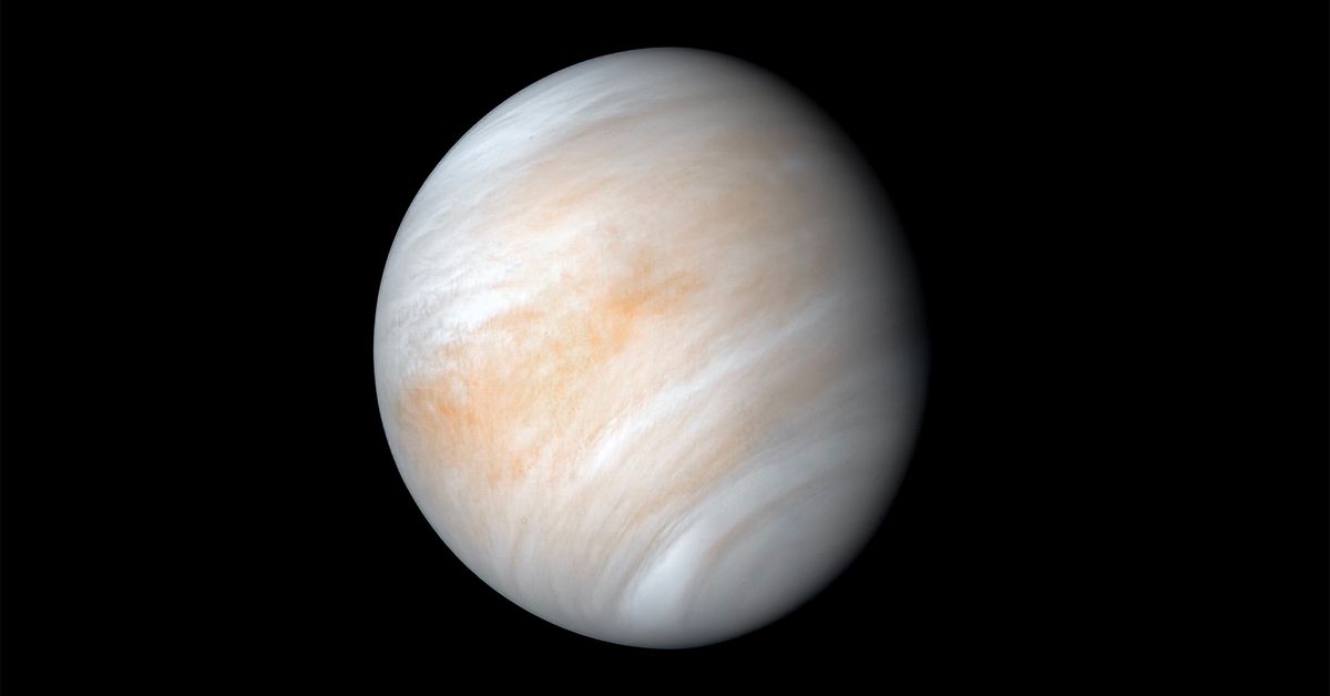 strange-signals-on-venus-may-be-coming-from-an-erupting-volcano