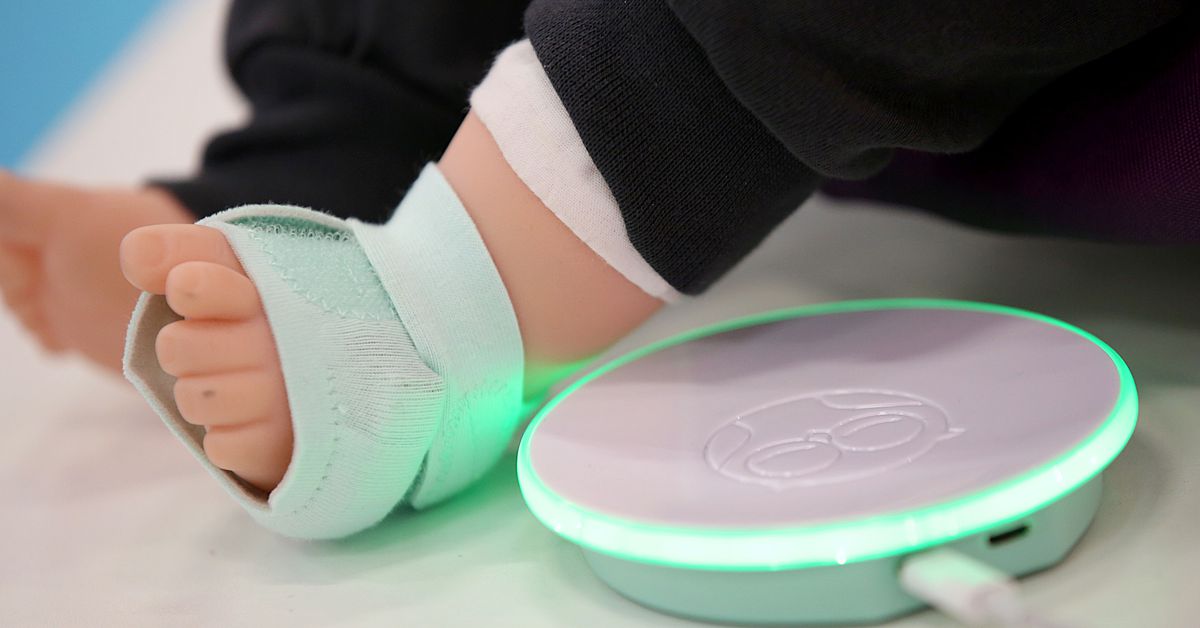 owlet-puts-smart-baby-monitoring-socks-on-hold-after-fda-warning