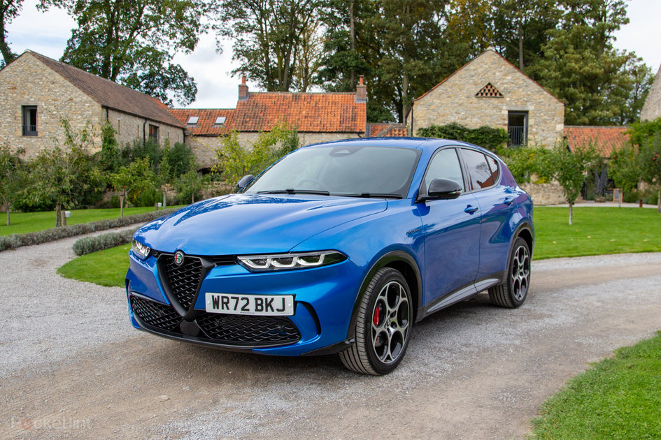 alfa-romeo-tonale-review:-a-new-squeeze?