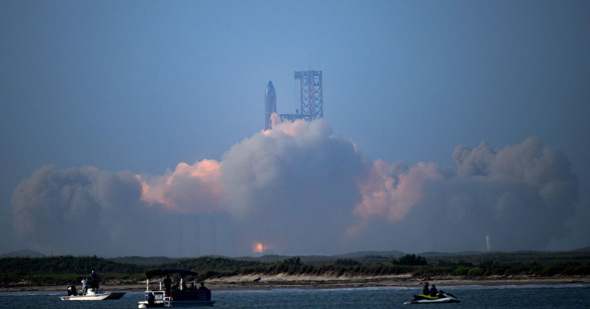 spacex’s-starship-blew-up-after-launch-—-it-also-caused-‘catastrophic’-damage-on-the-ground