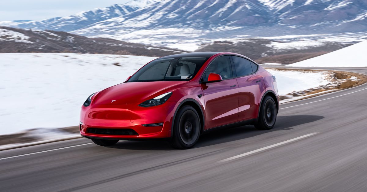 tesla-model-y-is-the-first-ev-to-become-the-world’s-bestselling-car