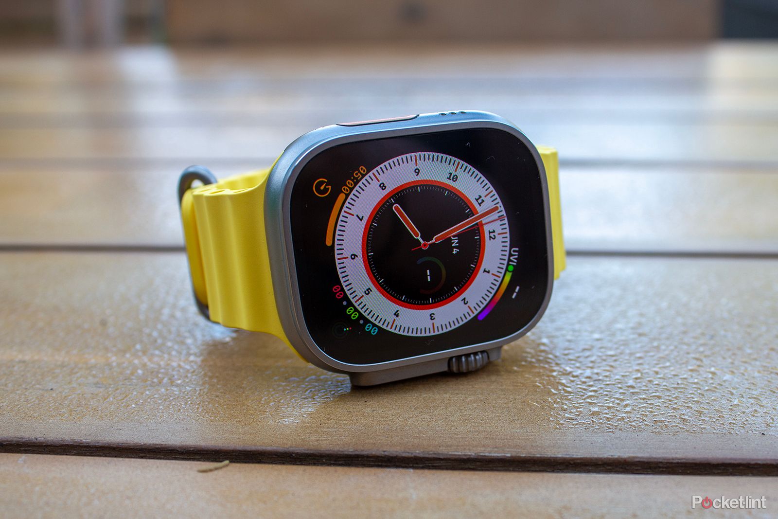 apple-watch-ultra-review:-rugged-and-ready