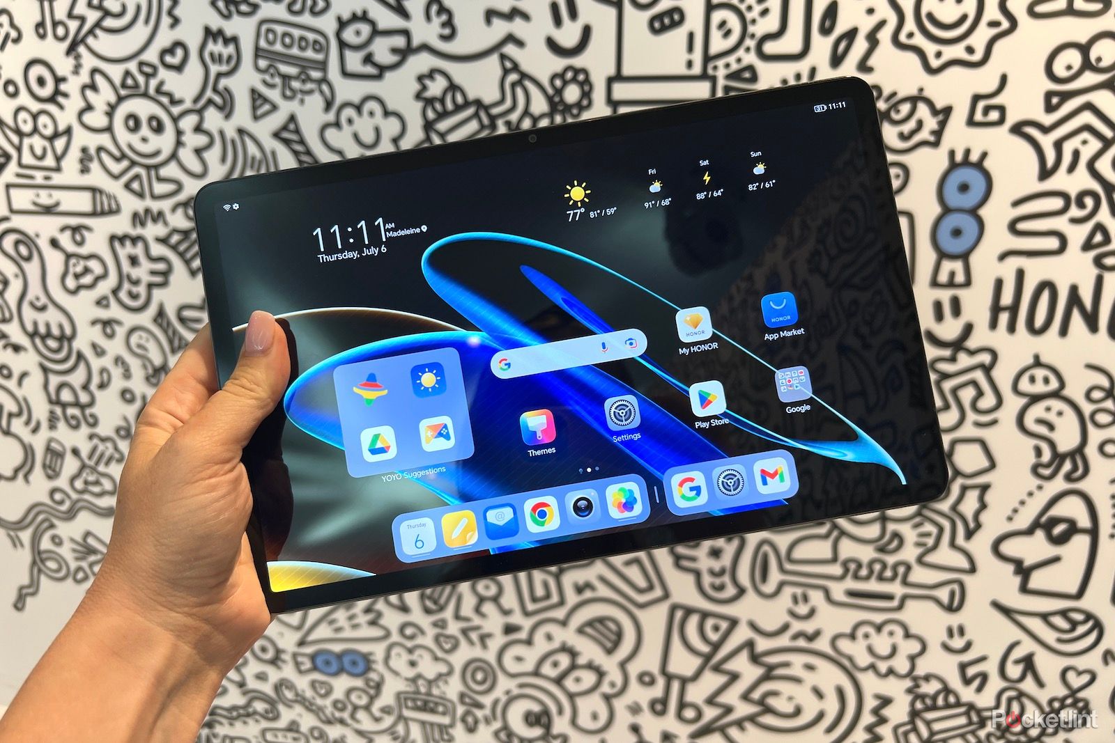 honor-pad-x9-hands-on:-an-affordable-tablet-with-entertainment-at-its-heart