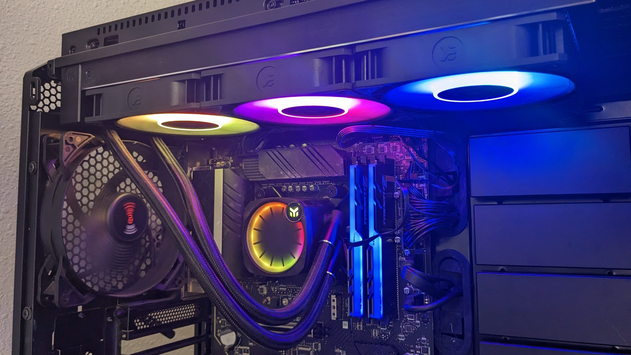 ek-nucleus-aio-cr360-lux-d-rgb-review:-new-king-of-aio-cooling